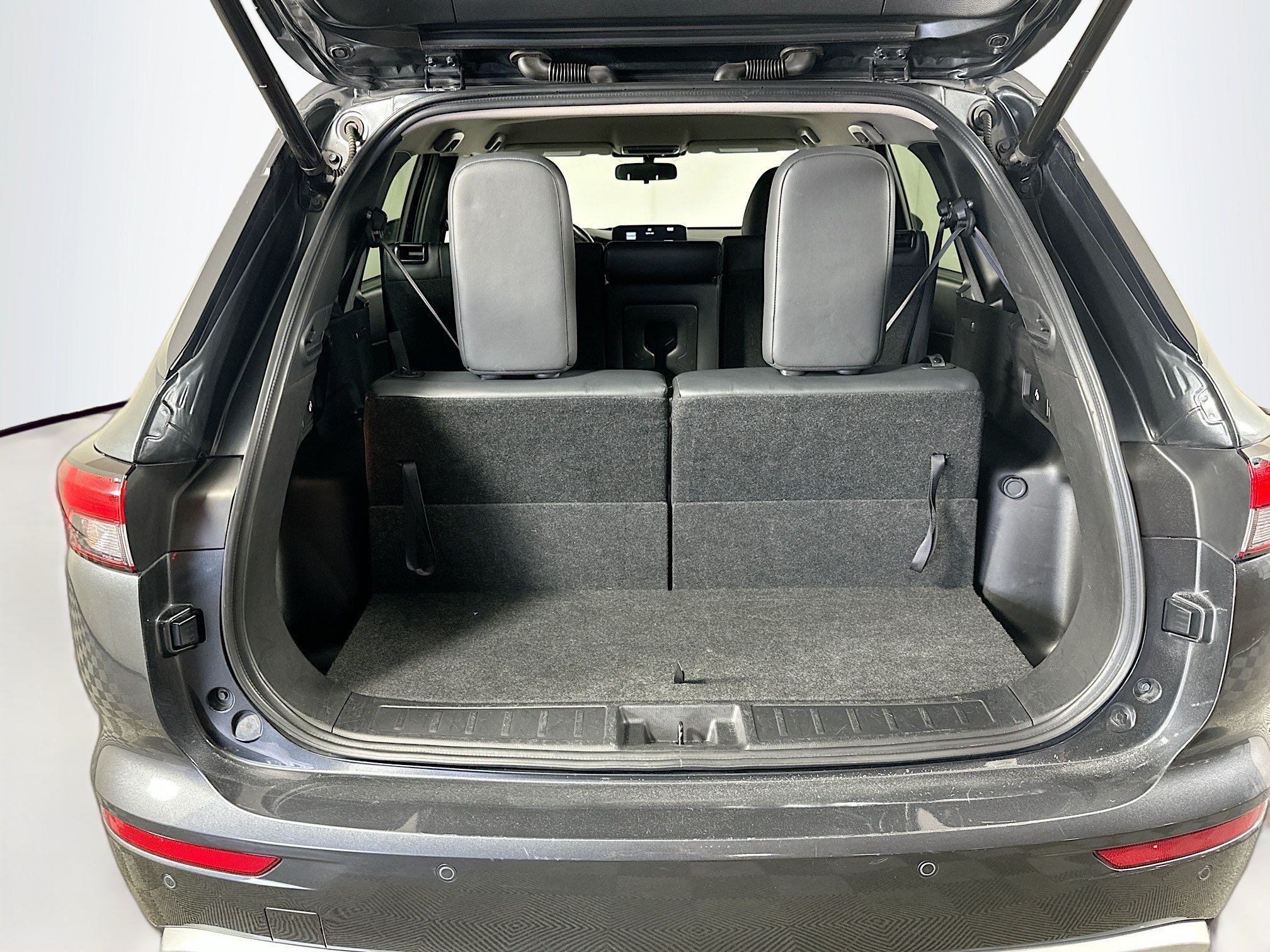 Used 2024 Mitsubishi Outlander SE FWD image 27