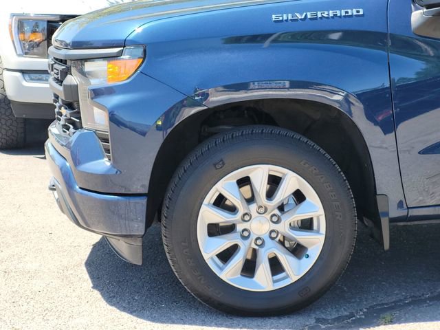 Used 2022 Chevrolet Silverado 1500 Custom AWD/4WD image 6