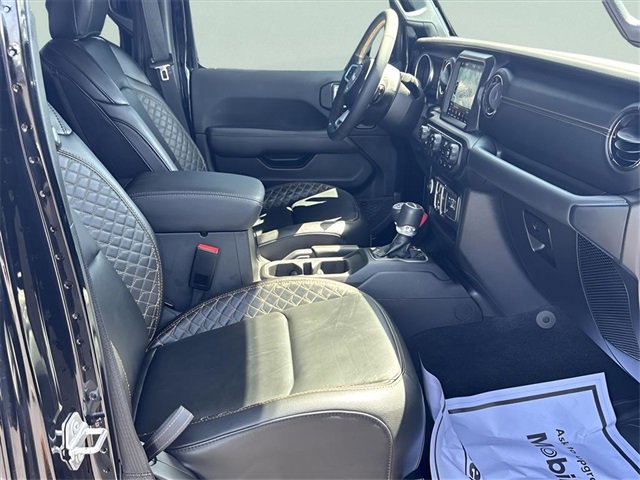 Used 2023 Jeep Gladiator Overland image 23