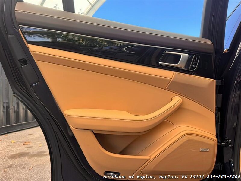 Used 2020 Porsche Panamera 4 AWD/4WD image 19