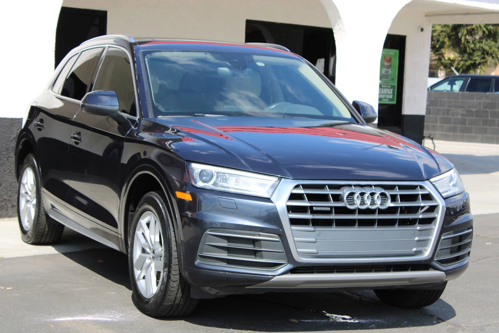 Used 2020 Audi Q5 2.0T Premium image 3