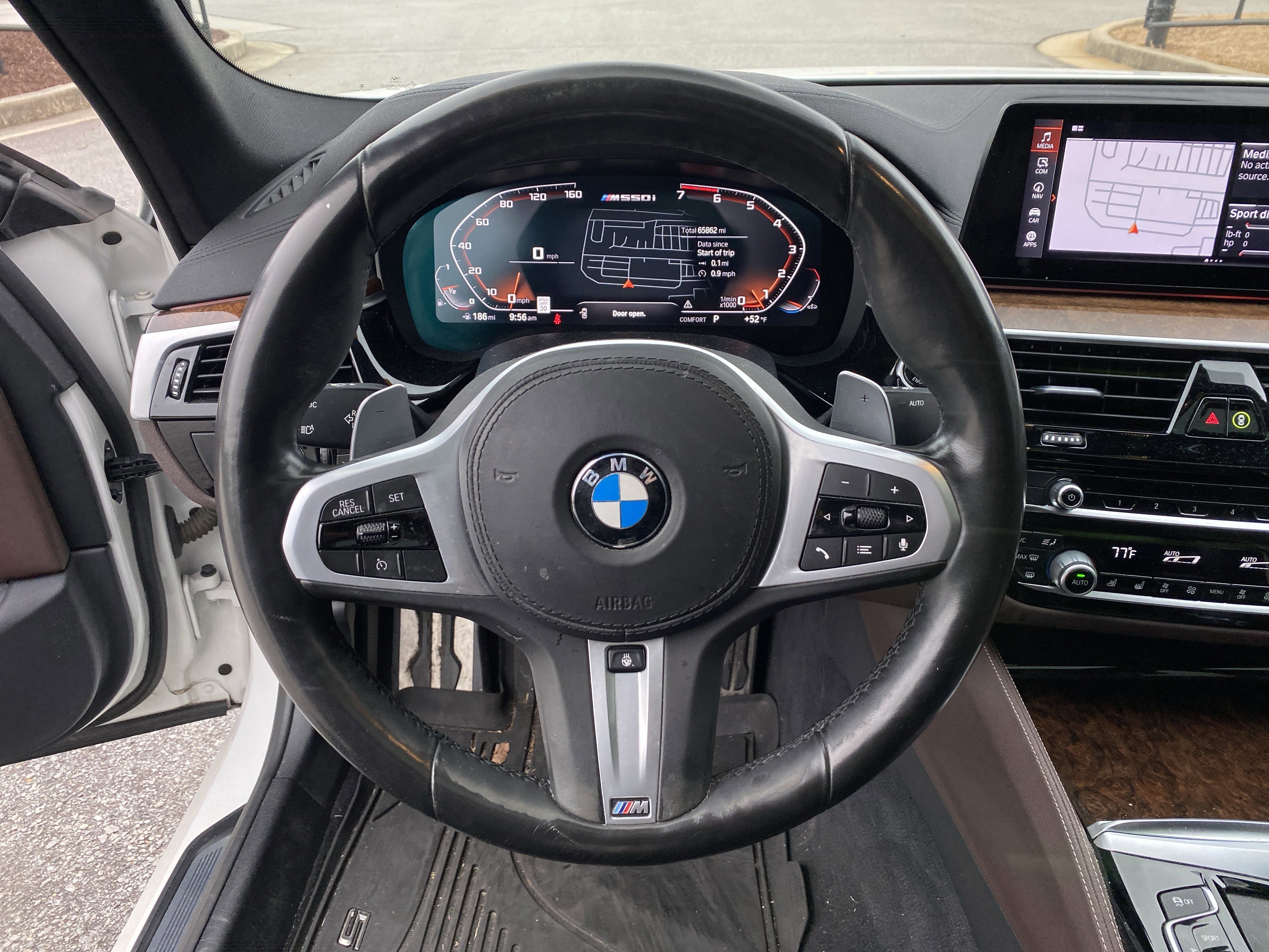 Used 2020 BMW M550i xDrive w/ Premium Package image 49
