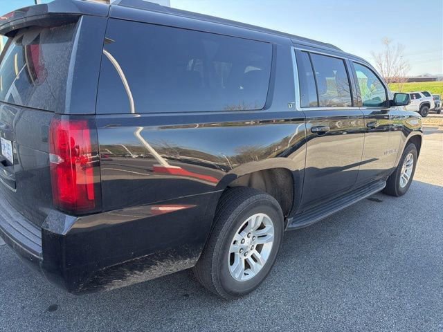 Used 2019 Chevrolet Suburban LT image 11