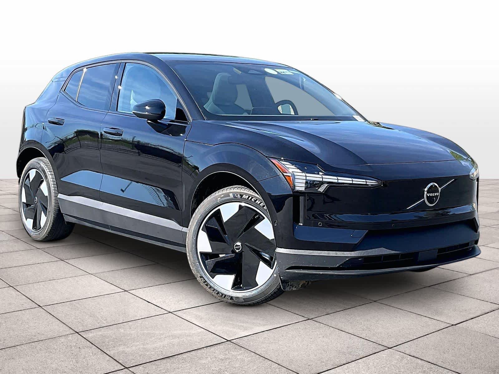 New 2026 Volvo EX30 Ultra w/ Climate Package AWD/4WD image 2