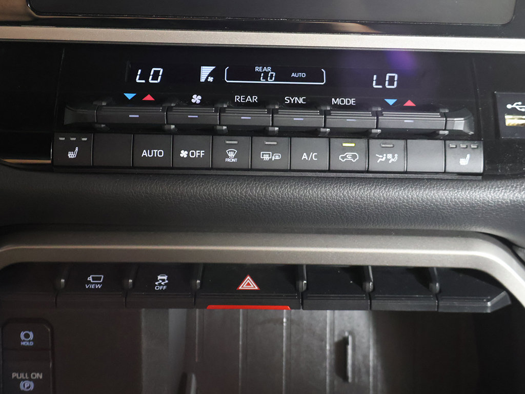 Used 2025 Toyota Sequoia SR5 AWD/4WD image 51