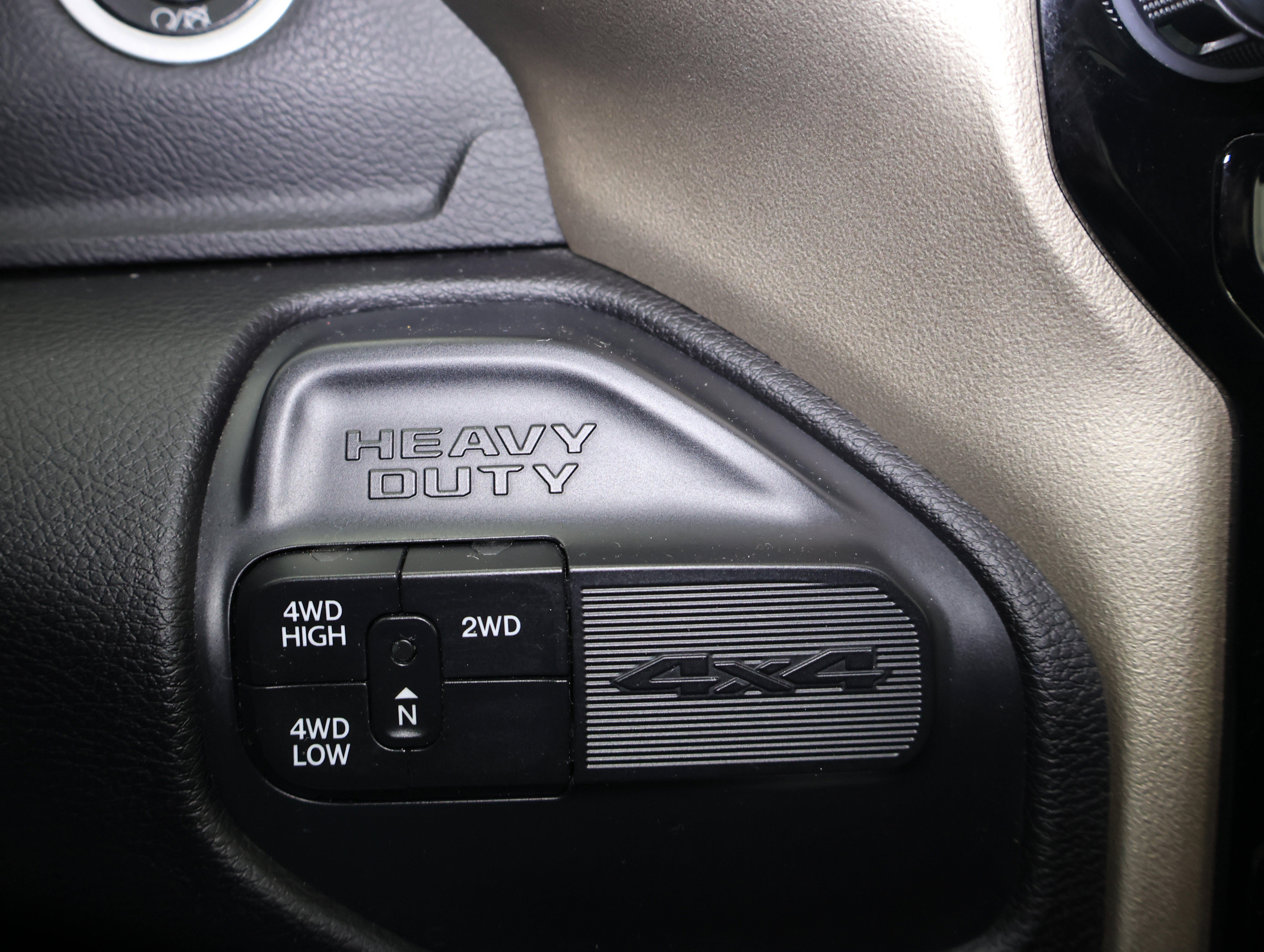 Used 2022 RAM 2500 Laramie AWD/4WD image 43