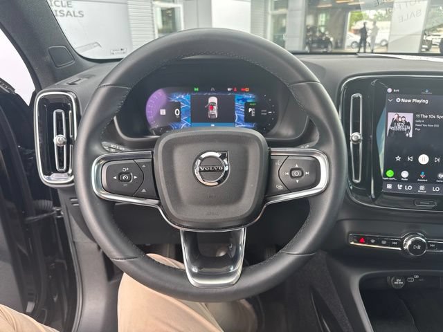 Used 2023 Volvo C40 P8 Recharge Ultimate w/ Protection Package Premier AWD/4WD image 8