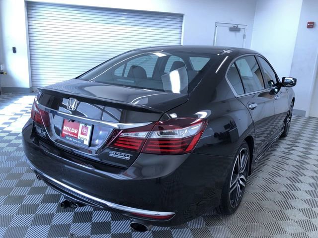 Used 2017 Honda Accord Sport Special Edition image 32