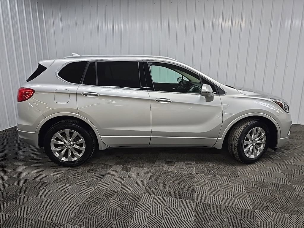 Used 2018 Buick Envision Essence image 2