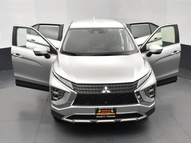 Used 2024 Mitsubishi Eclipse Cross SE image 10