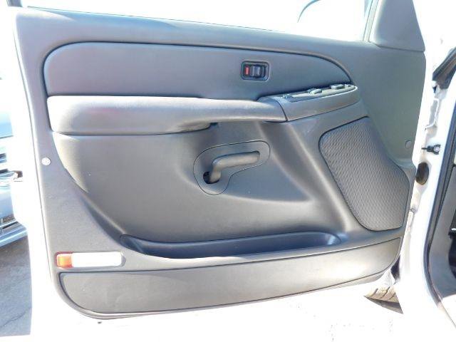 Used 2006 Chevrolet Silverado 1500 W/T image 10