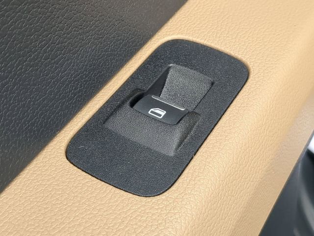 Used 2022 Ford F350 Lariat w/ Lariat Value Package image 37