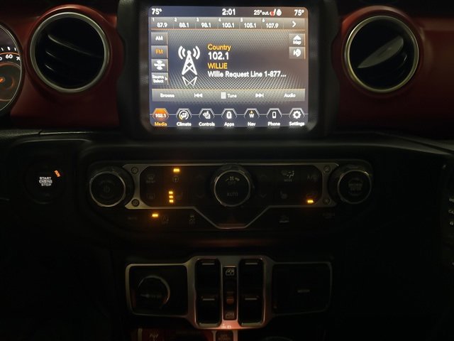 Used 2023 Jeep Gladiator Rubicon w/ LED Lighting Group image 10