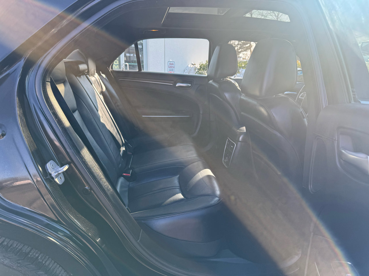 Used 2013 Chrysler 300 C w/ Beats Audio Group image 21