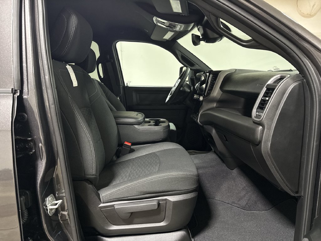 New 2027 RAM 3500 Tradesman AWD/4WD image 22