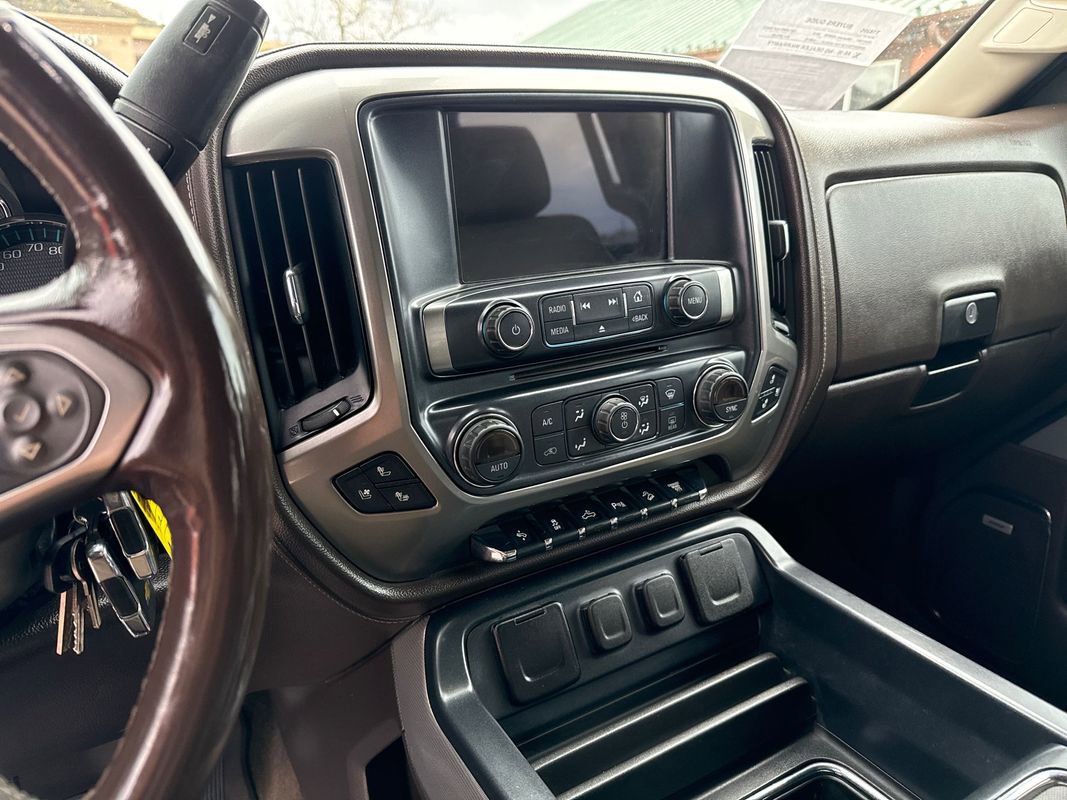 Used 2018 Chevrolet Silverado 2500 LTZ w/ Duramax Plus Package AWD/4WD image 27