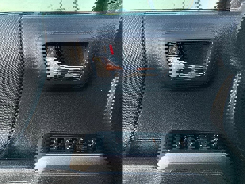 Certified 2023 Toyota Tacoma TRD Off-Road w/ Technology Package image 12