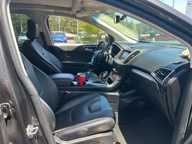 Used 2016 Ford Edge Titanium FWD image 8