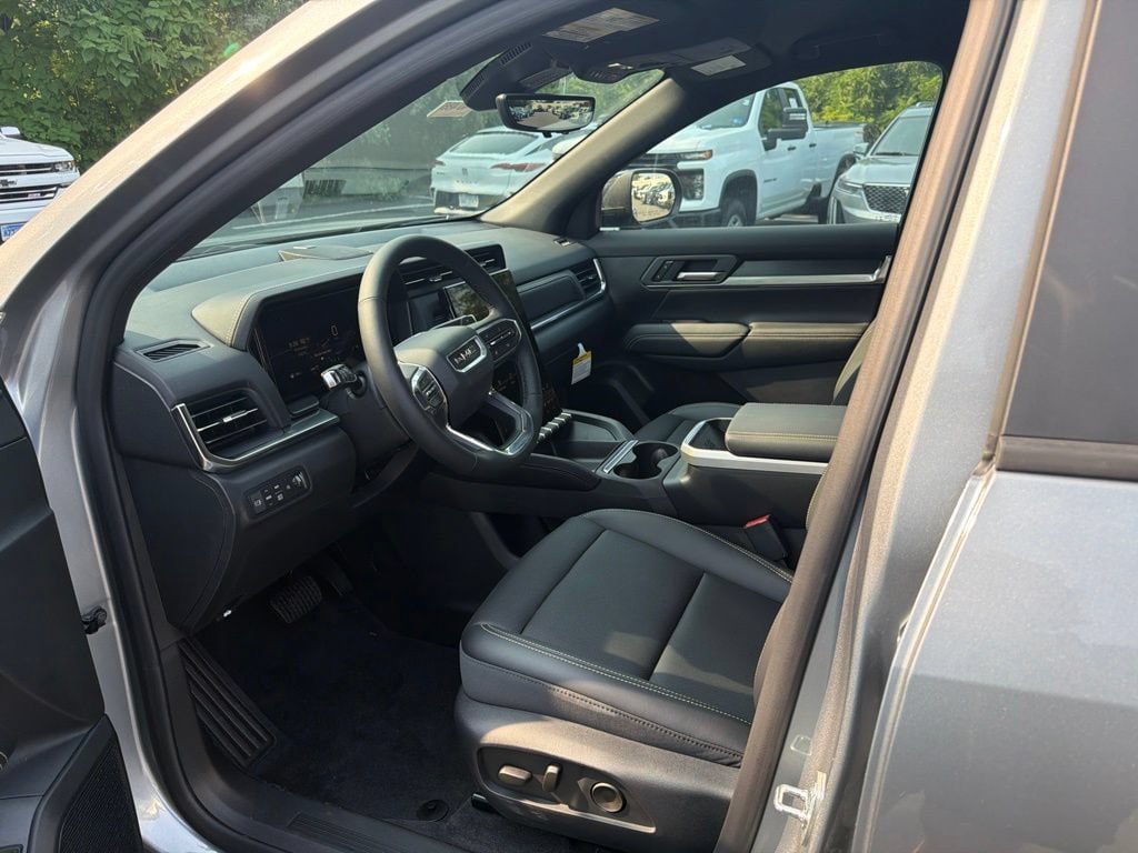 New 2027 GMC Terrain Elevation w/ Elevation Premium Package AWD/4WD image 12