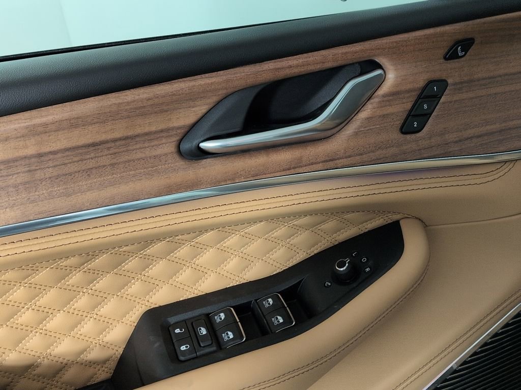 New 2026 Jeep Grand Cherokee Summit AWD/4WD image 21