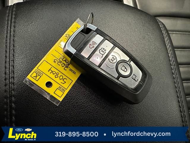 Used 2023 Ford Edge SEL w/ Convenience Package image 16