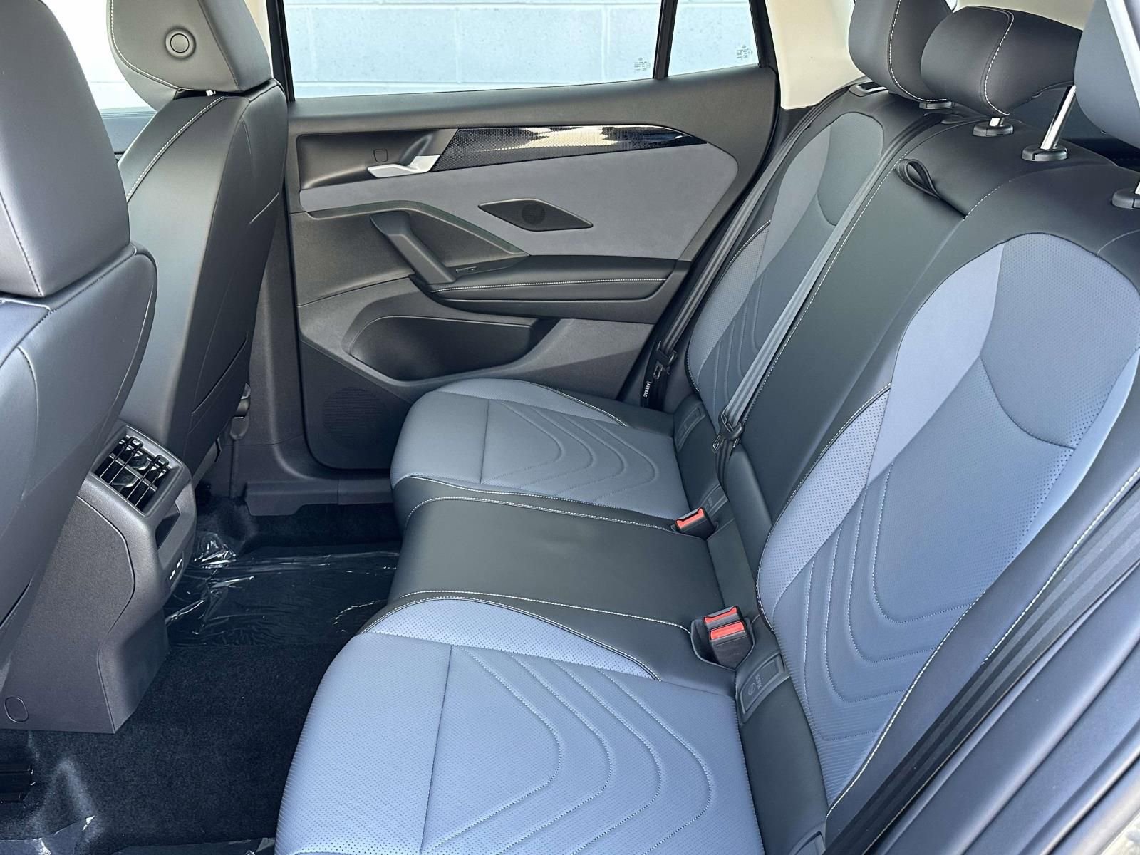 New 2026 Volkswagen Tiguan SE image 13