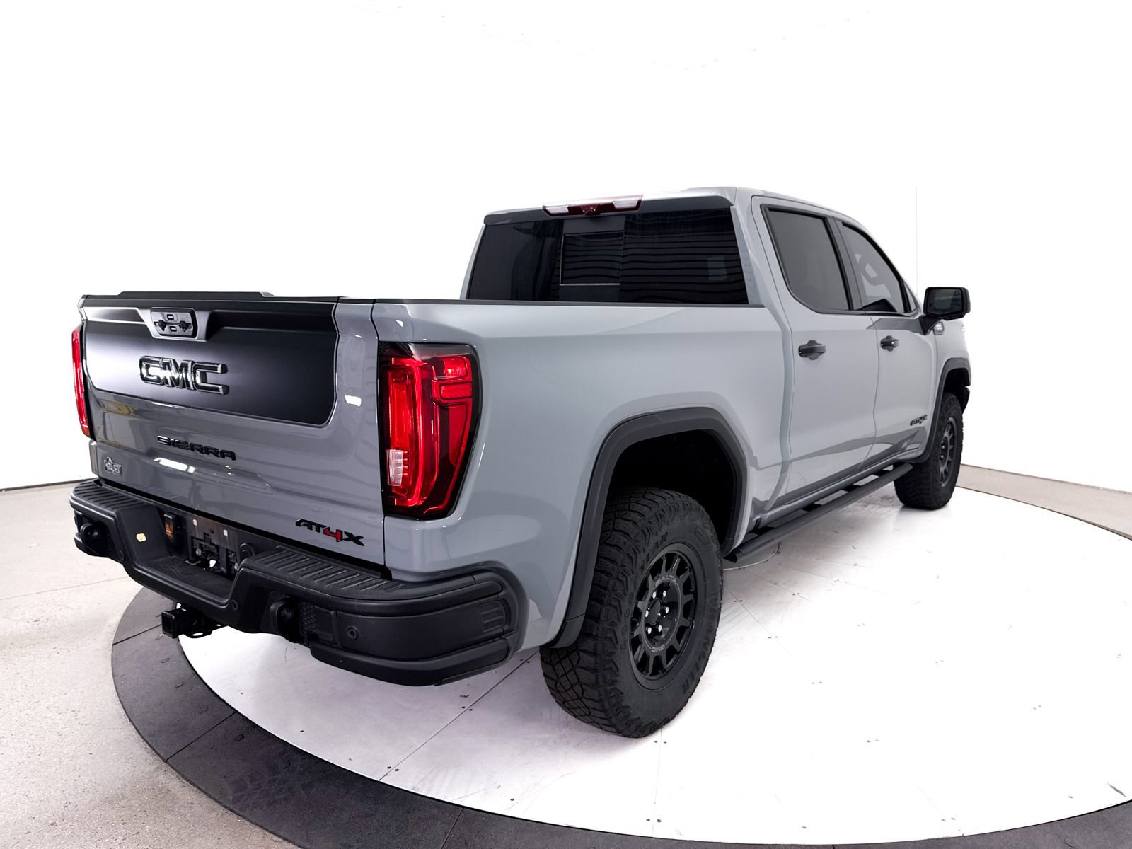 Used 2024 GMC Sierra 1500 AT4X w/ AT4X AEV Edition AWD/4WD image 21