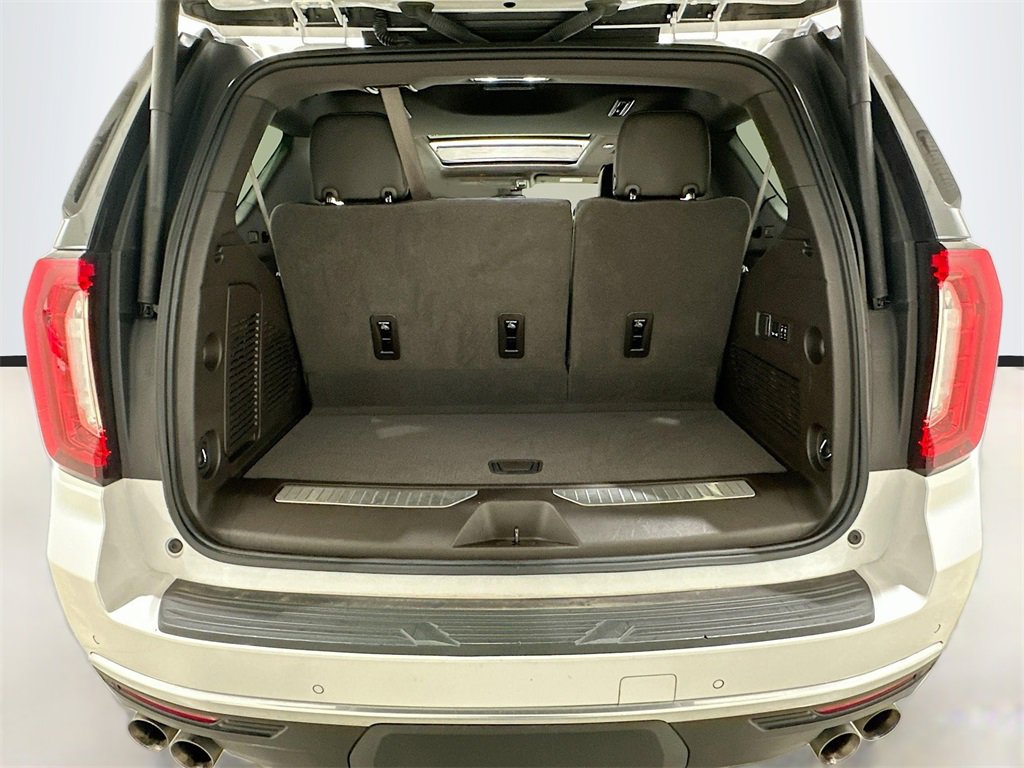 Used 2024 GMC Yukon Denali image 29