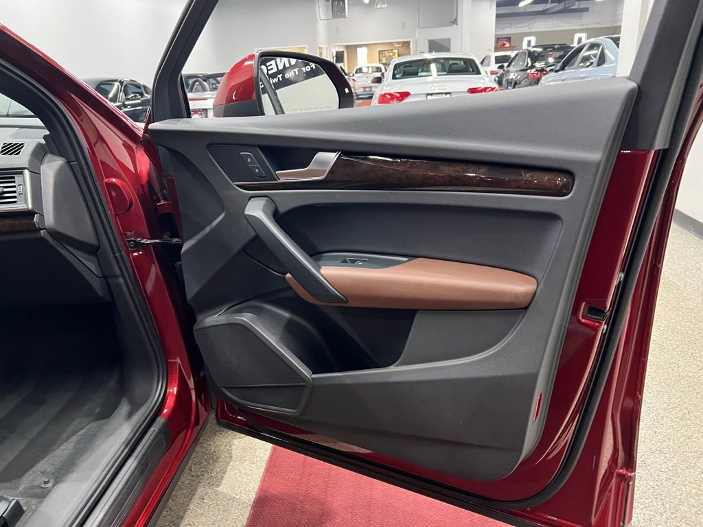 Used 2018 Audi Q5 2.0T Premium image 25