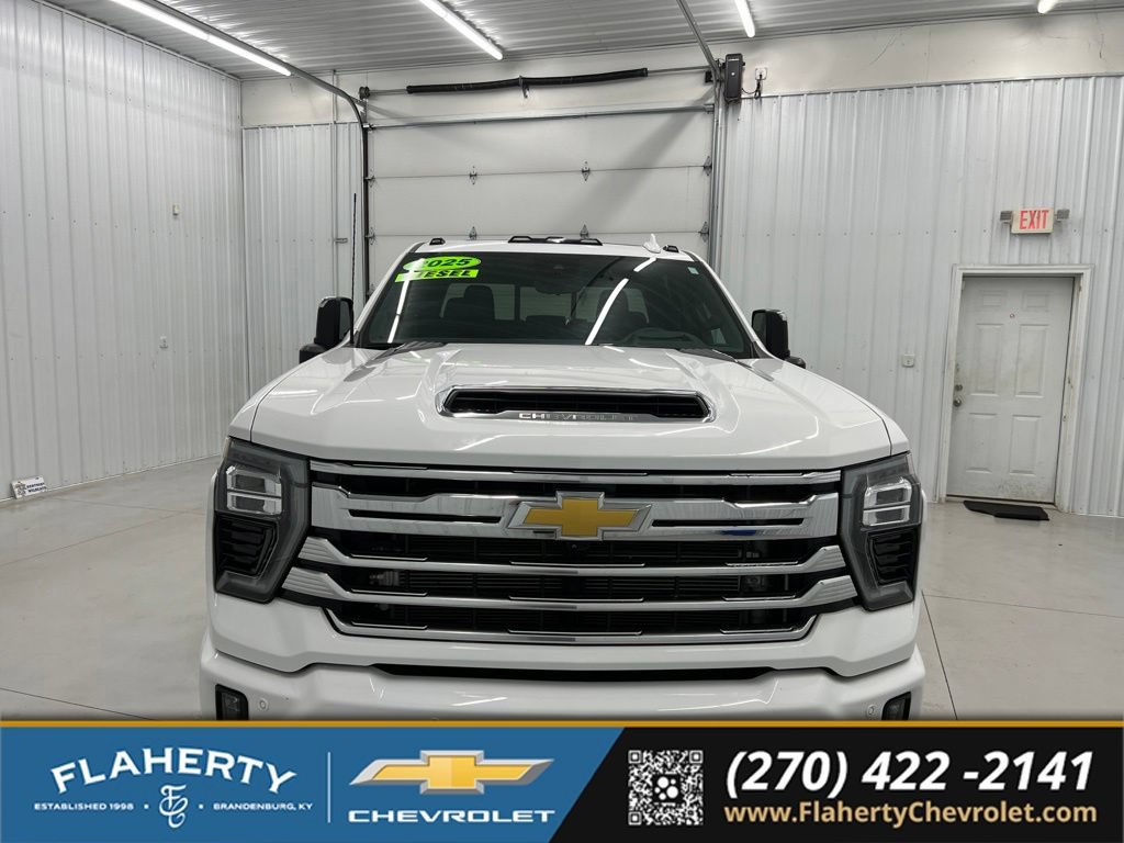 Used 2025 Chevrolet Silverado 2500 High Country w/ High Country Premium Package AWD/4WD image 7