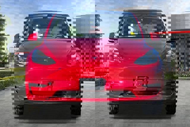 Used 2021 Tesla Model Y 2WD image 11