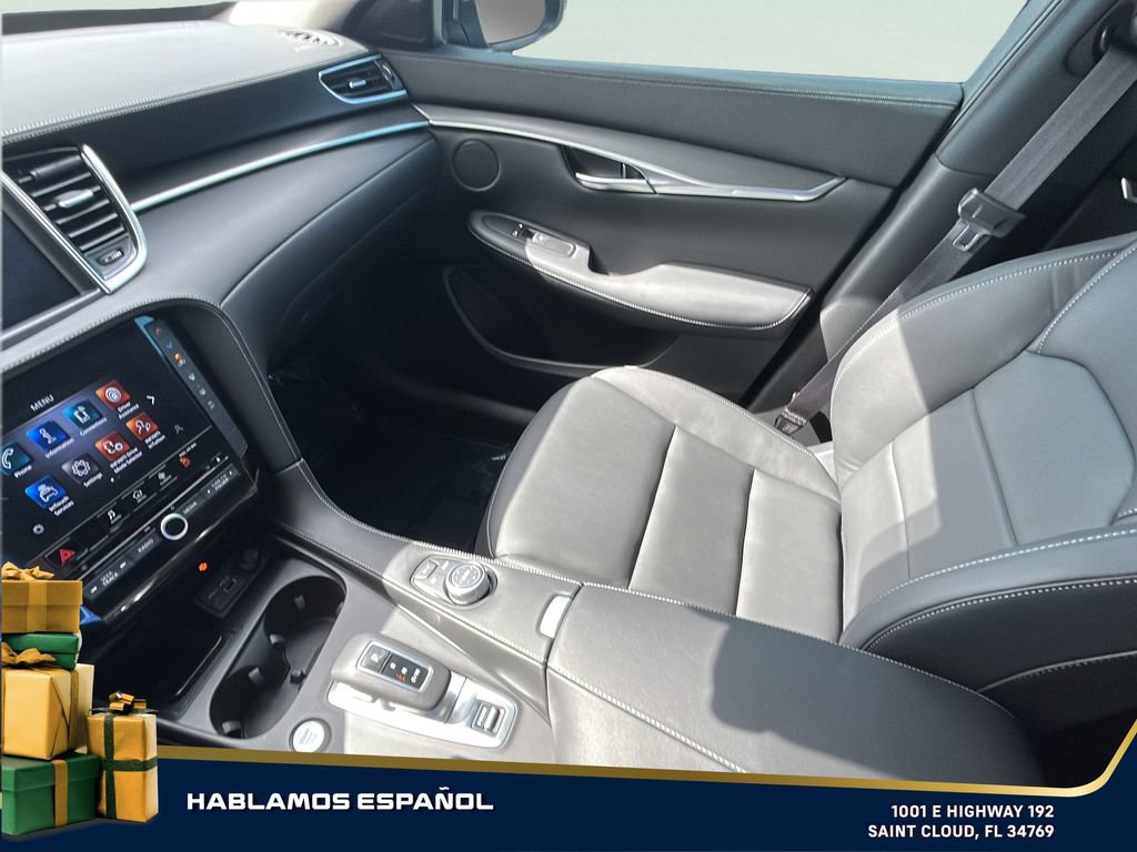 Used 2025 INFINITI QX50 Pure image 21