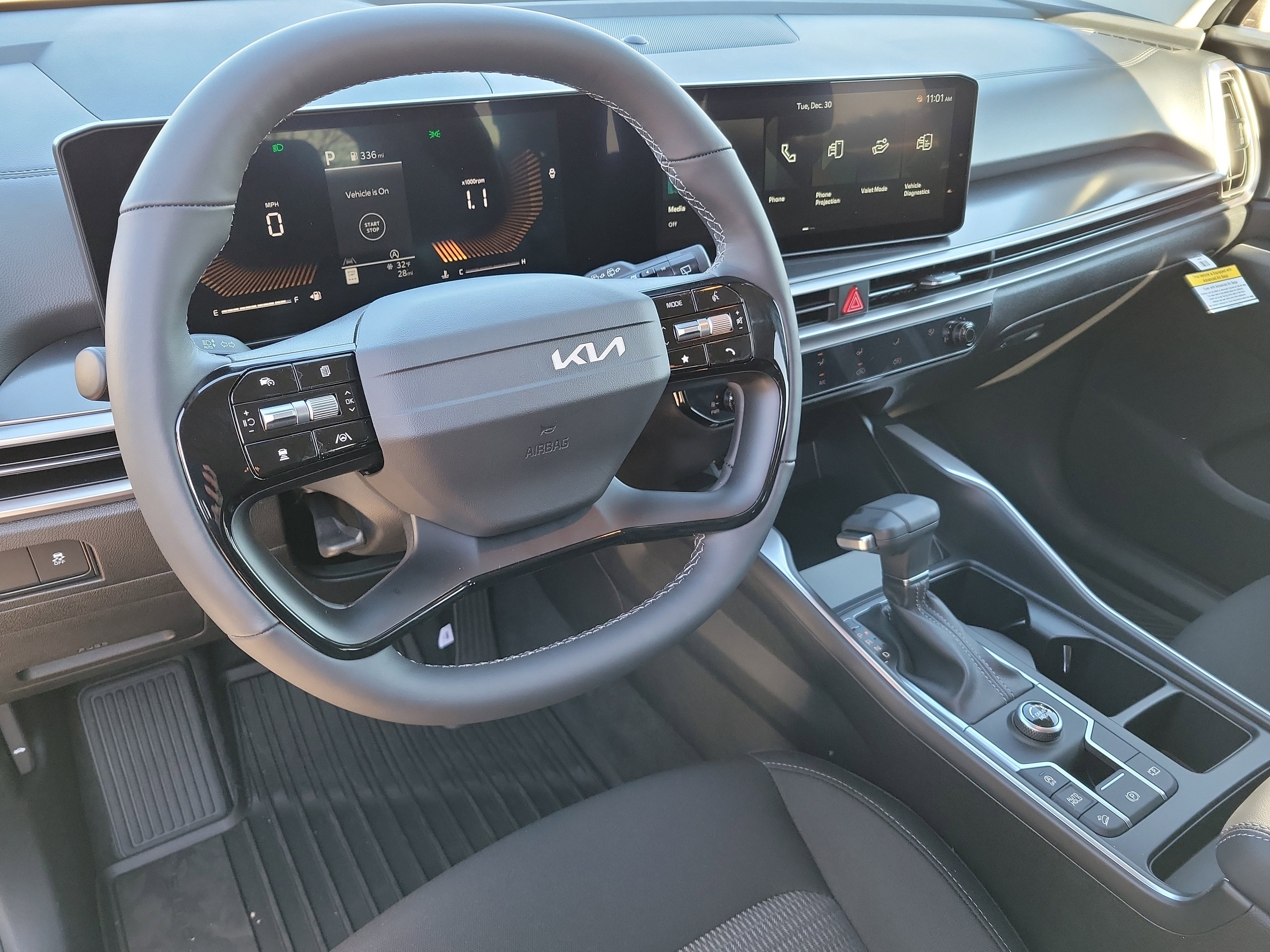 New 2026 Kia Sorento LX FWD image 2
