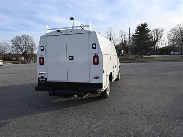 Used 2021 Chevrolet Express 3500 w/ Power Convenience Package image 9