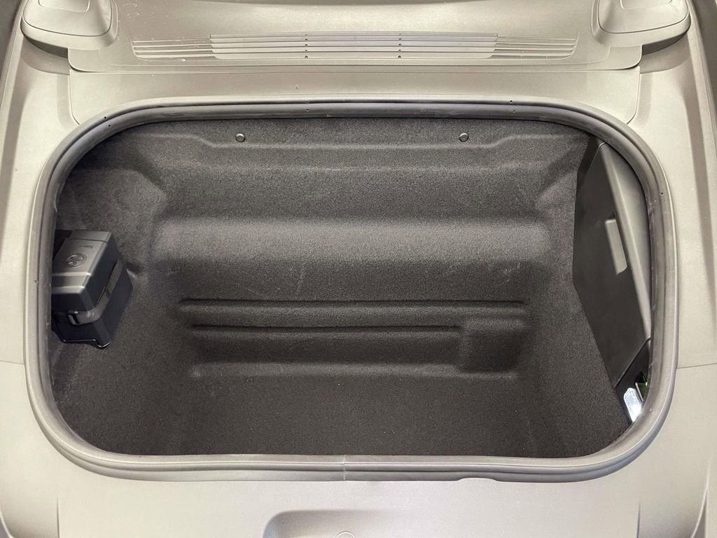 Used 2025 Porsche 911 Carrera S image 21