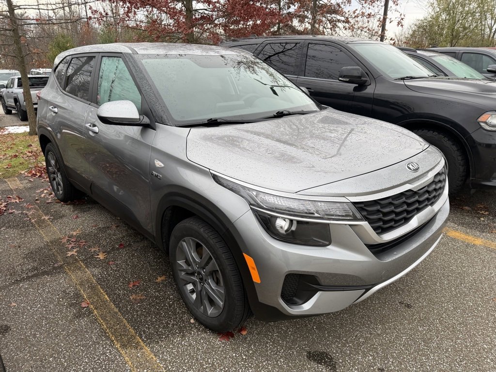 Used 2021 Kia Seltos LX image 4