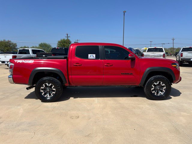 Used 2023 Toyota Tacoma TRD Off-Road AWD/4WD image 9