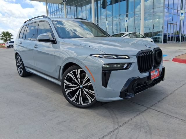 New 2027 BMW X7 xDrive40i w/ M Sport Package