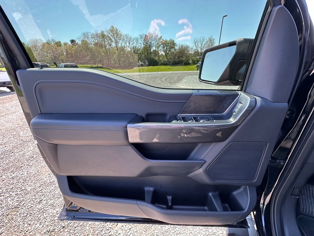 Used 2022 Ford F150 XLT w/ Equipment Group 302A High image 5