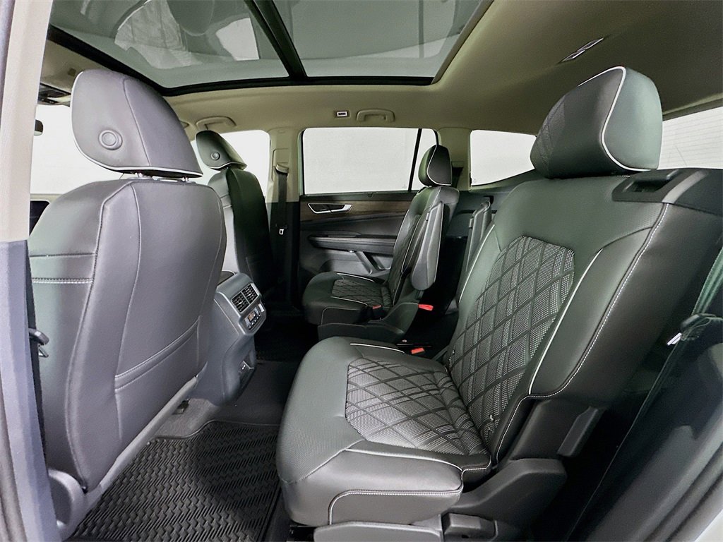 New 2026 Volkswagen Atlas SEL Premium R-Line image 17