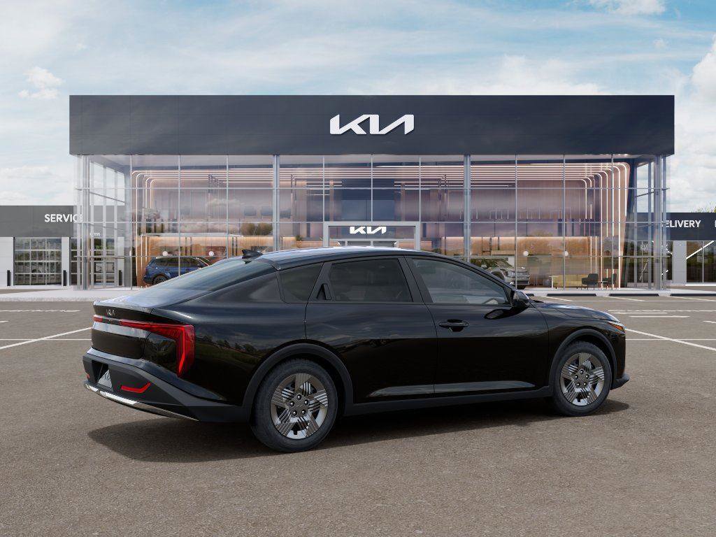 New 2026 Kia K4 LX image 6