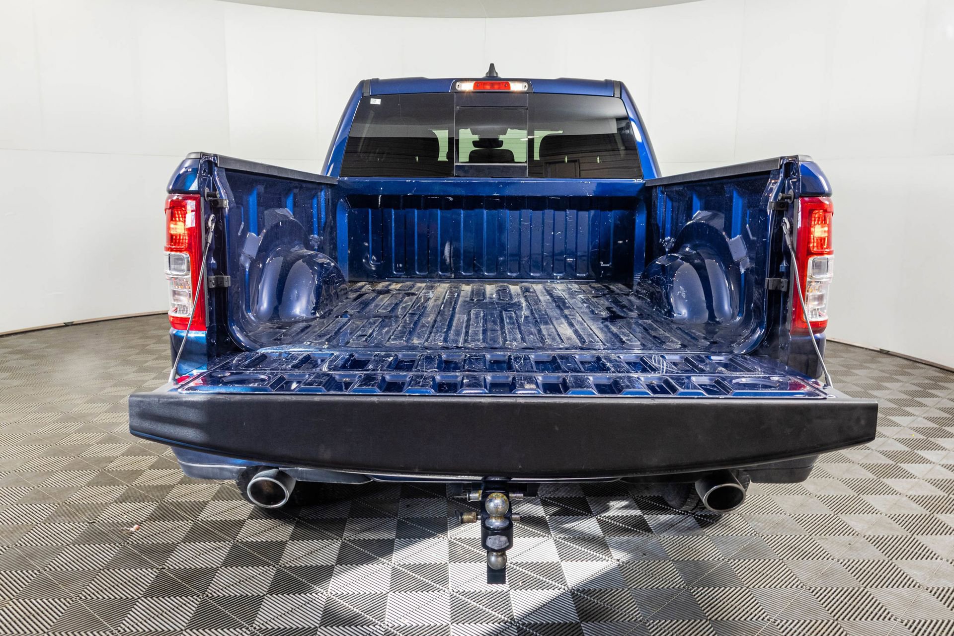 Used 2024 RAM 1500 Big Horn AWD/4WD image 44