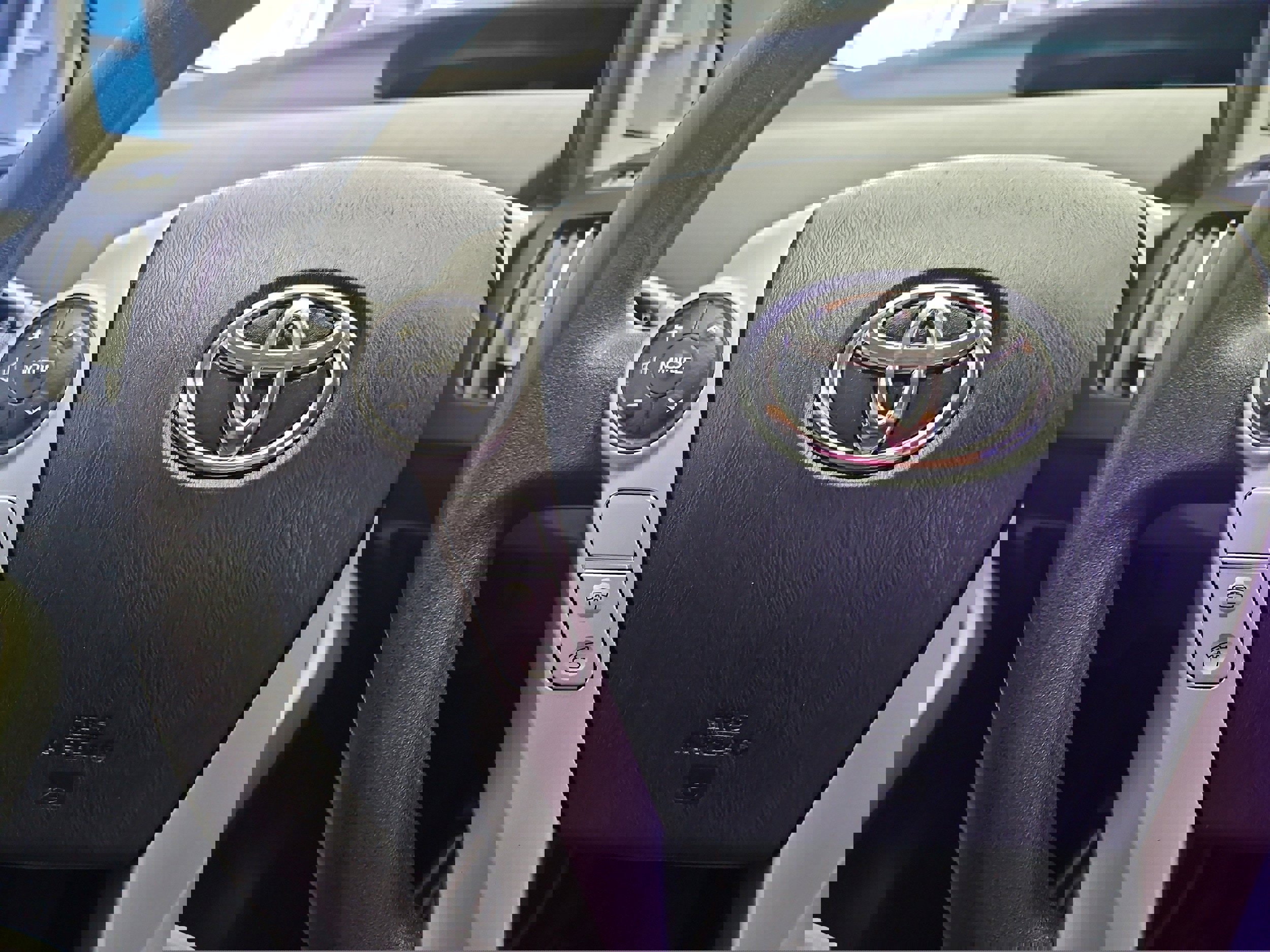 Used 2014 Toyota Prius Two FWD image 15