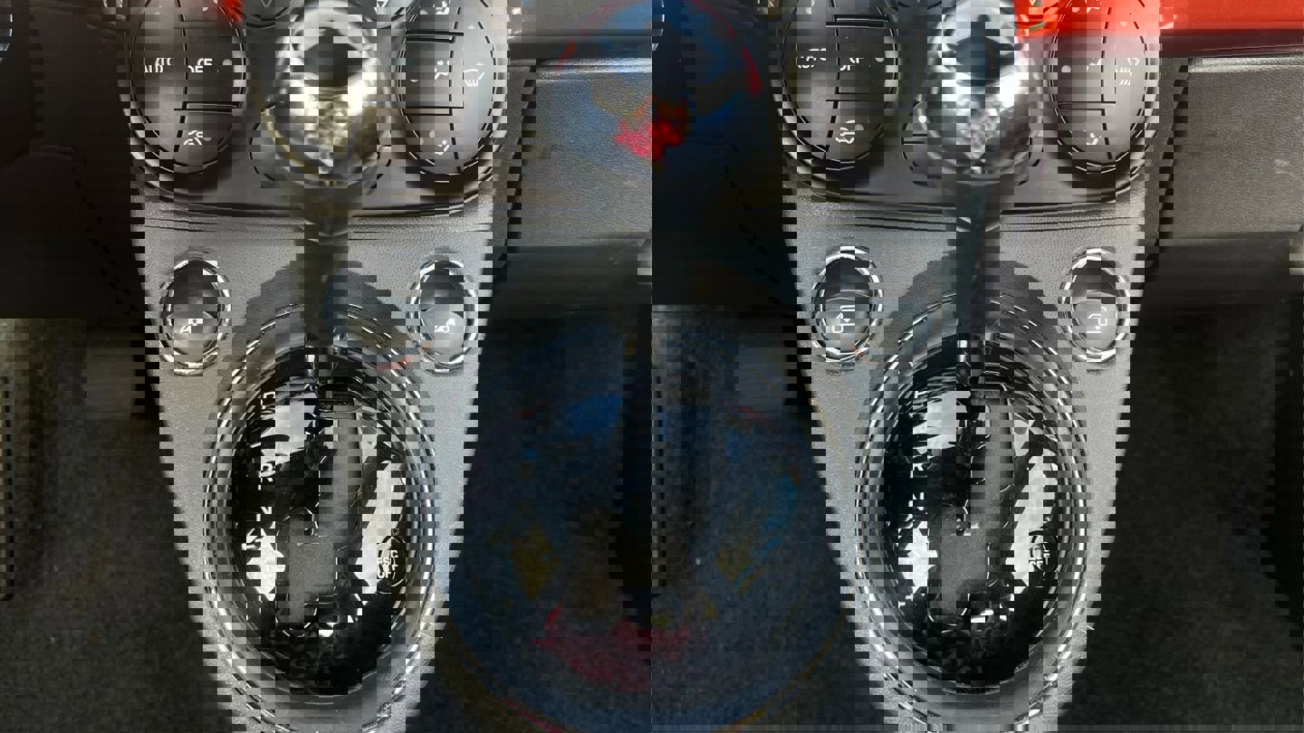 Used 2015 FIAT 500 Sport w/ Comfort/Convenience Group image 13