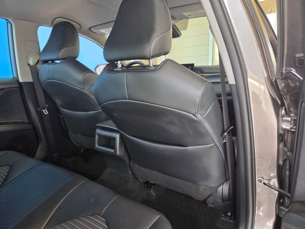 Used 2024 Toyota Camry SE FWD image 23