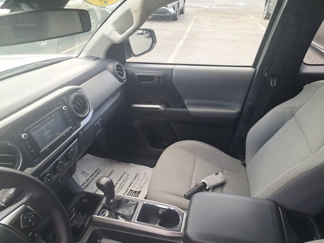 Used 2018 Toyota Tacoma SR5 image 17