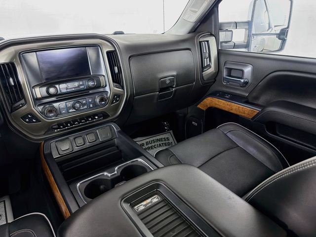 Used 2019 Chevrolet Silverado 3500 High Country AWD/4WD image 25