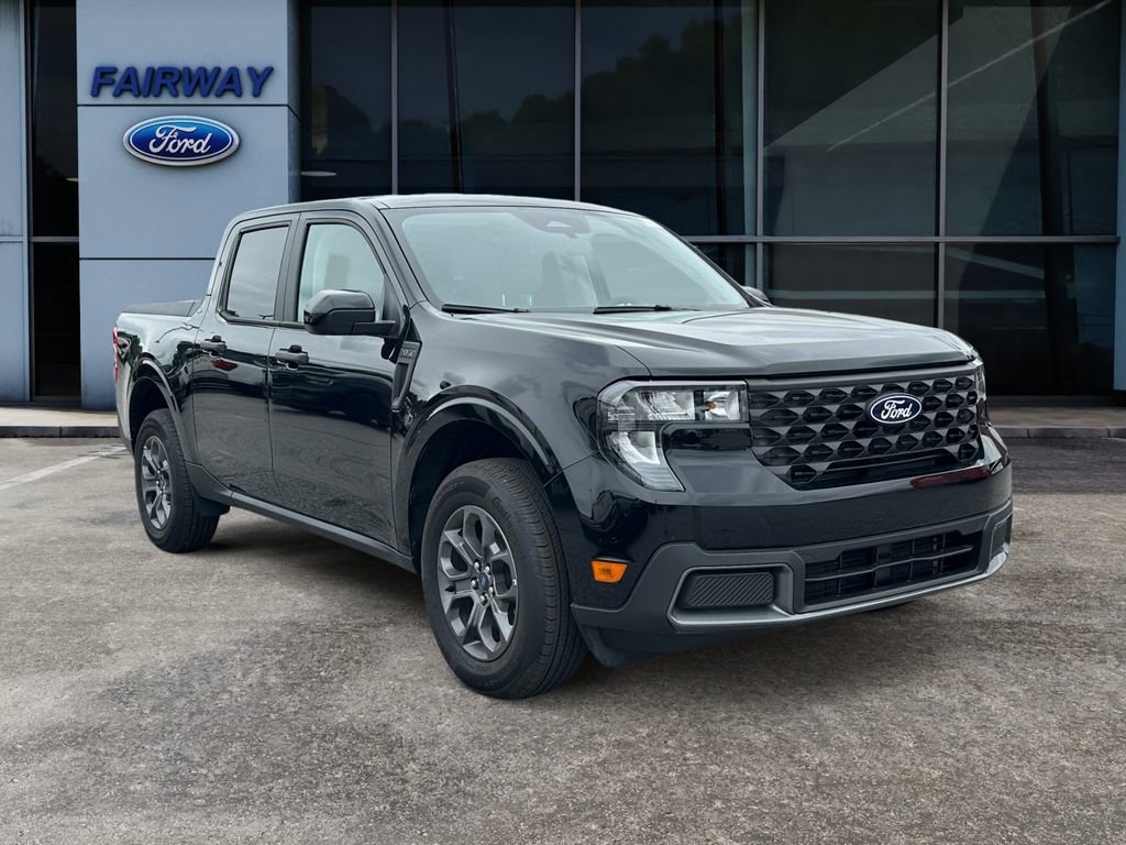 Used 2025 Ford Maverick XLT w/ XLT Luxury Package FWD image 2