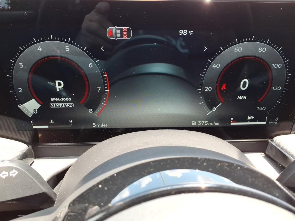 New 2026 Nissan Kicks SR FWD image 16