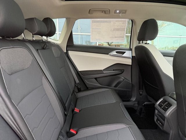 New 2026 Volkswagen Taos SE AWD/4WD image 5
